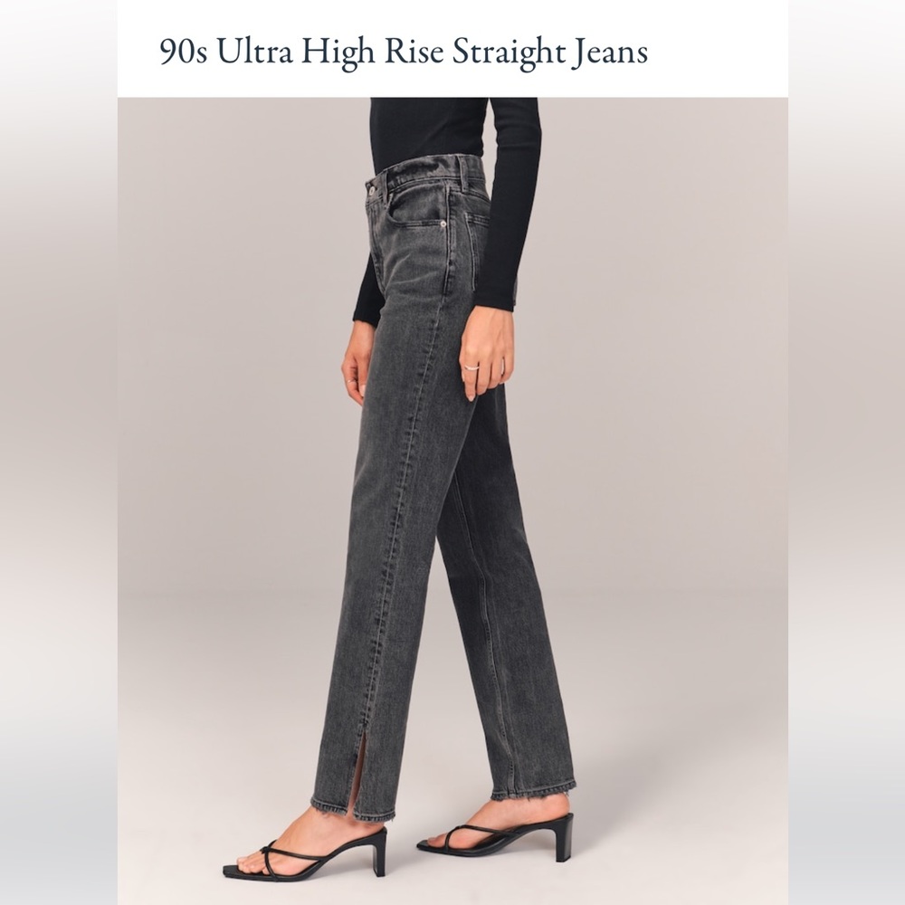 Abercrombie 90’s Straight Ultra High Rise Curve Love jeans